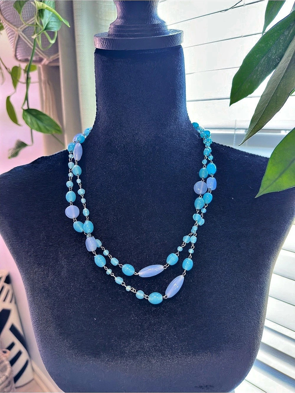 🩵 Beautiful Vintage Early 2000s Double Strand Beaded Statement Necklace 🦋